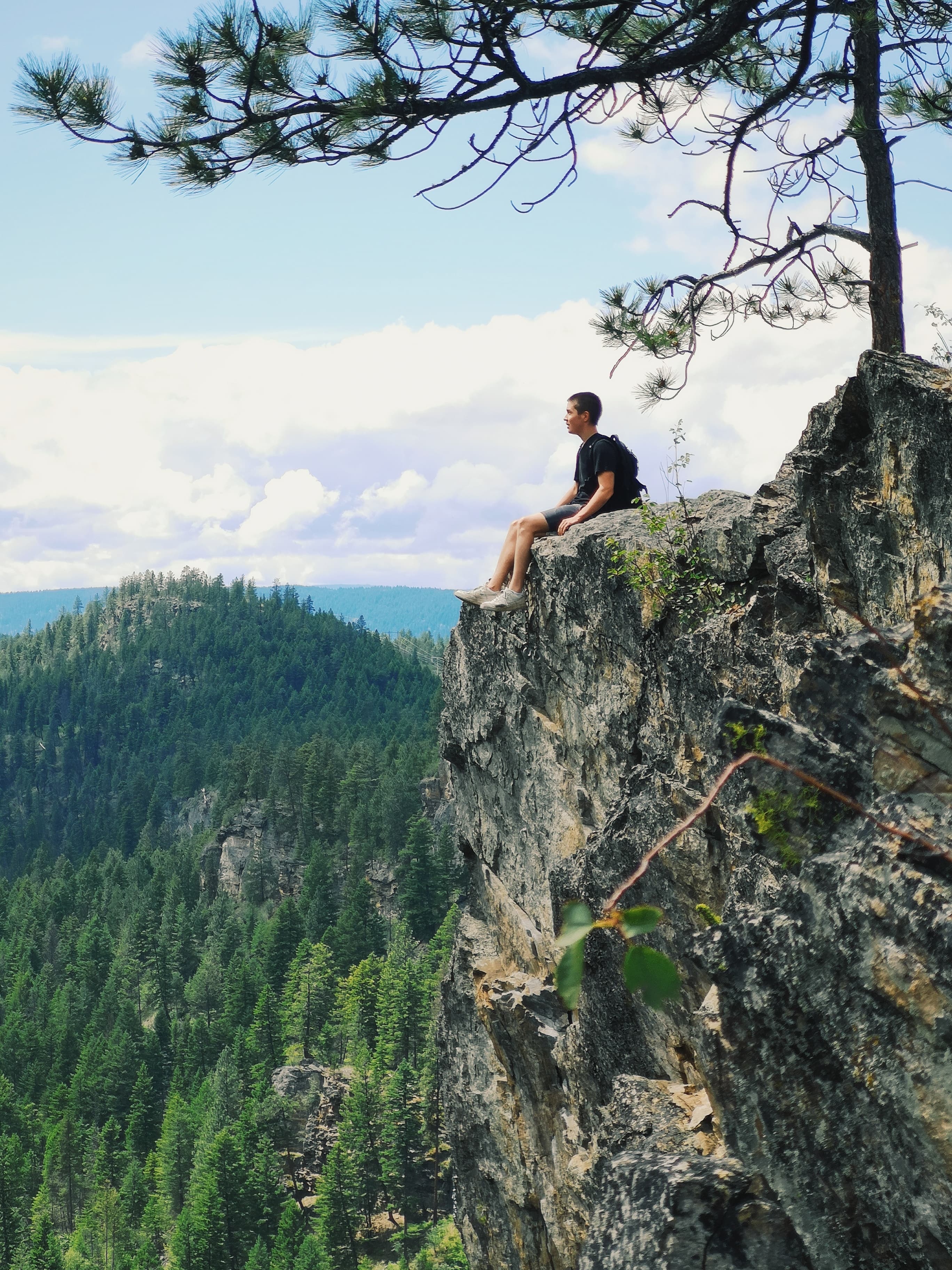A friend on the edge